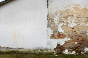 Exterior Damage Warning Signs